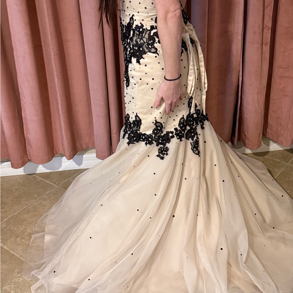 Mori Lee Black and White Prom Dress - Picture 8 of 12